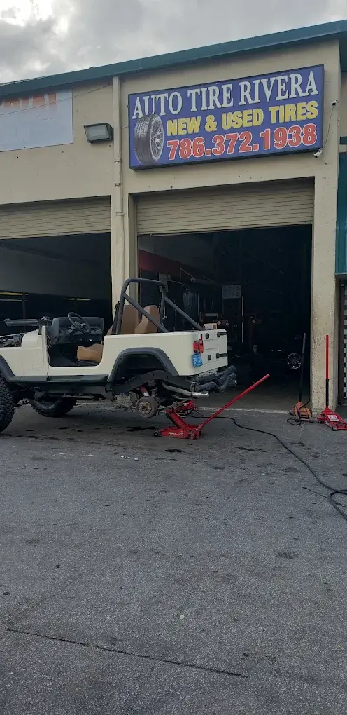 Jeep before new tires