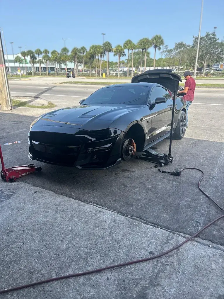 Mustang getting a tire swap